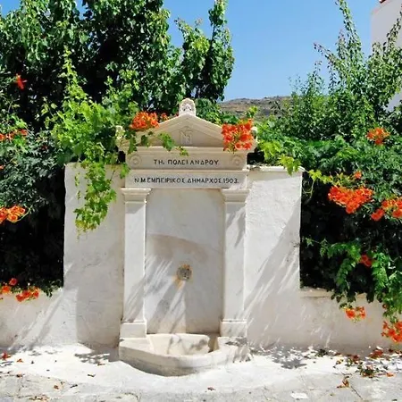 Paraporti 2-bdr Retreat In By Explore Apartment Andros Town