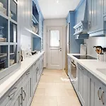 Paraporti 2-bdr Retreat In By Explore *